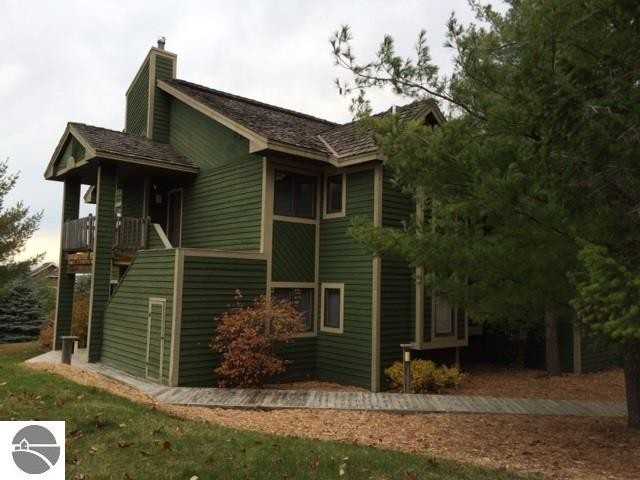 5666 N Crossover Dr #913 - Photo 2 of 11