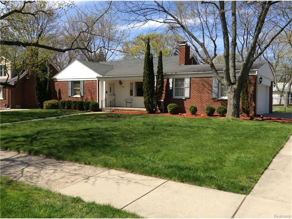 17810 Beverly Rd - Photo 2 of 12