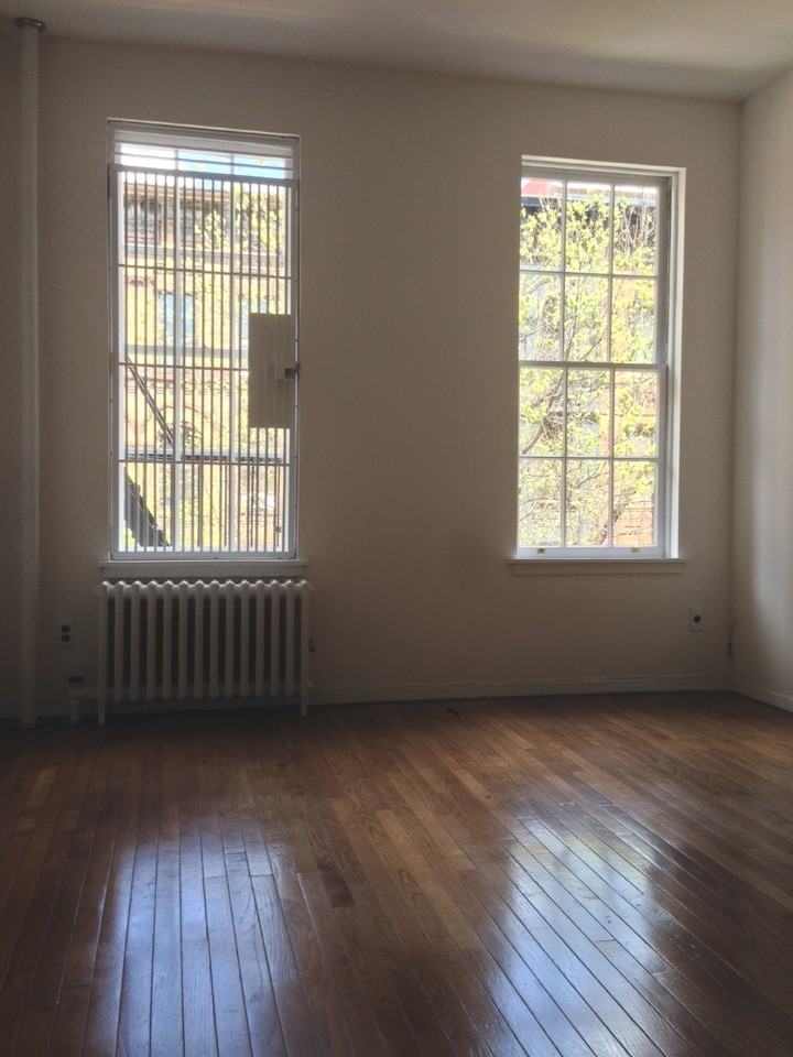 2nd Ave & E 92nd St #4-E