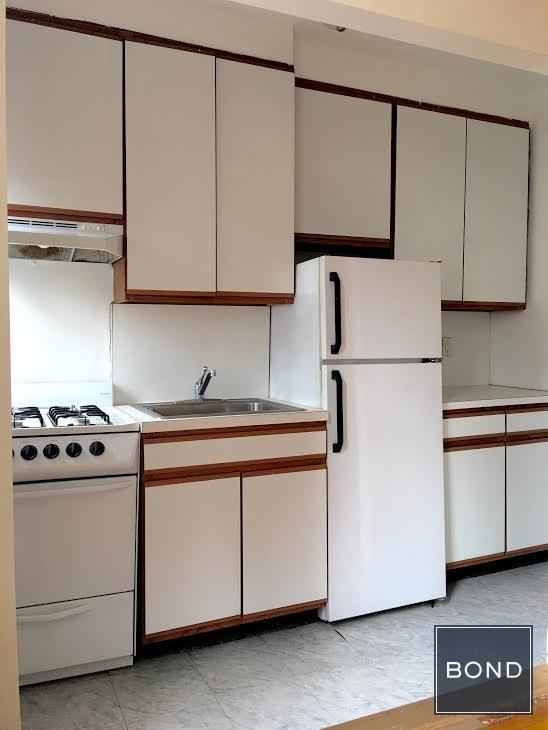 E 50th St #6D