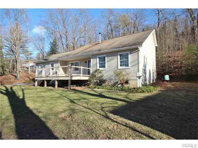 270 Creek Rd - Photo 2 of 19