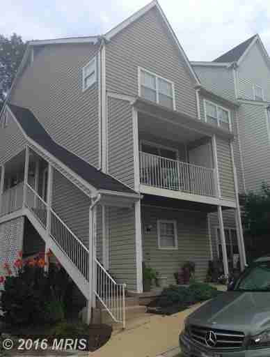 542 McManus Way - Photo 2 of 9