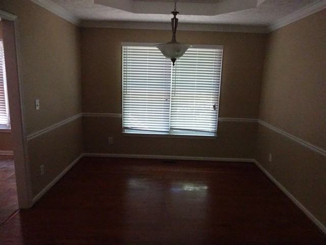 119 Hearthstone Dr - Photo 2 of 13
