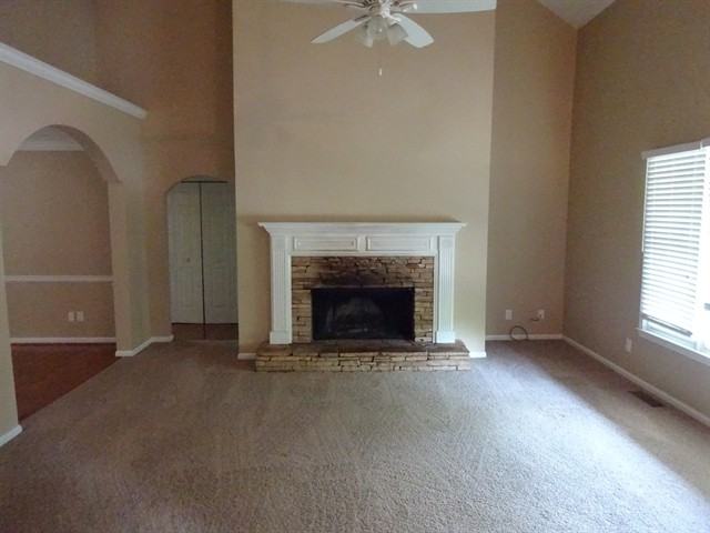 119 Hearthstone Dr - Photo 3 of 13