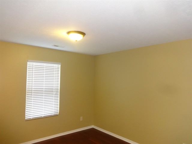 1256 Canterhurst St - Photo 2 of 21