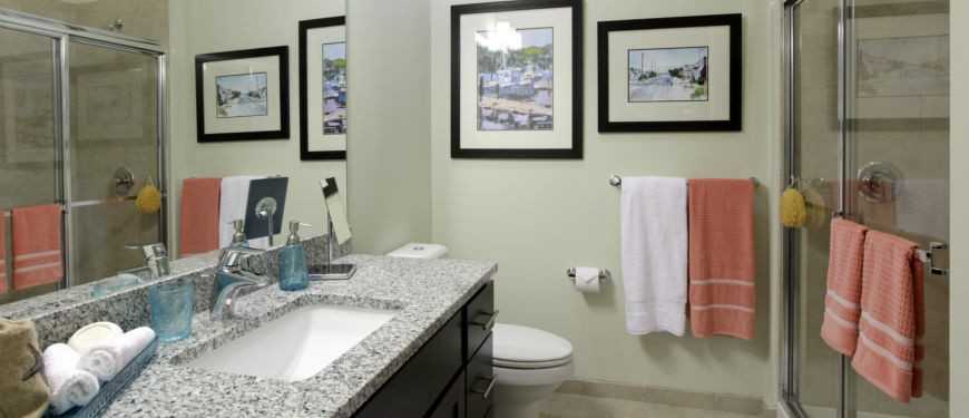 1 Village Green Way - Photo 3 of 6