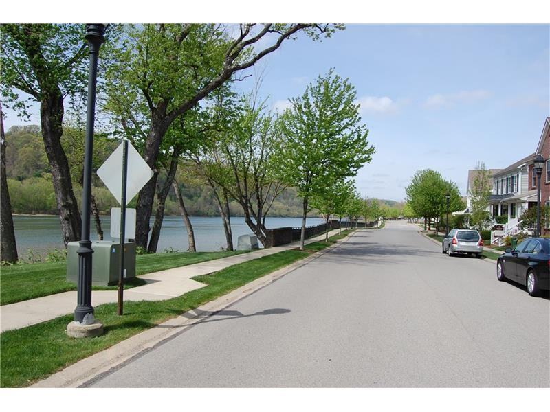 138 Chapel Harbor Dr - Photo 2 of 25