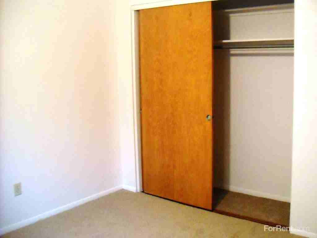 Riverside House - Photo 2 of 14