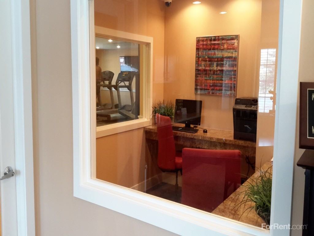 The Greenway at Carol Stream - Photo 2 of 49