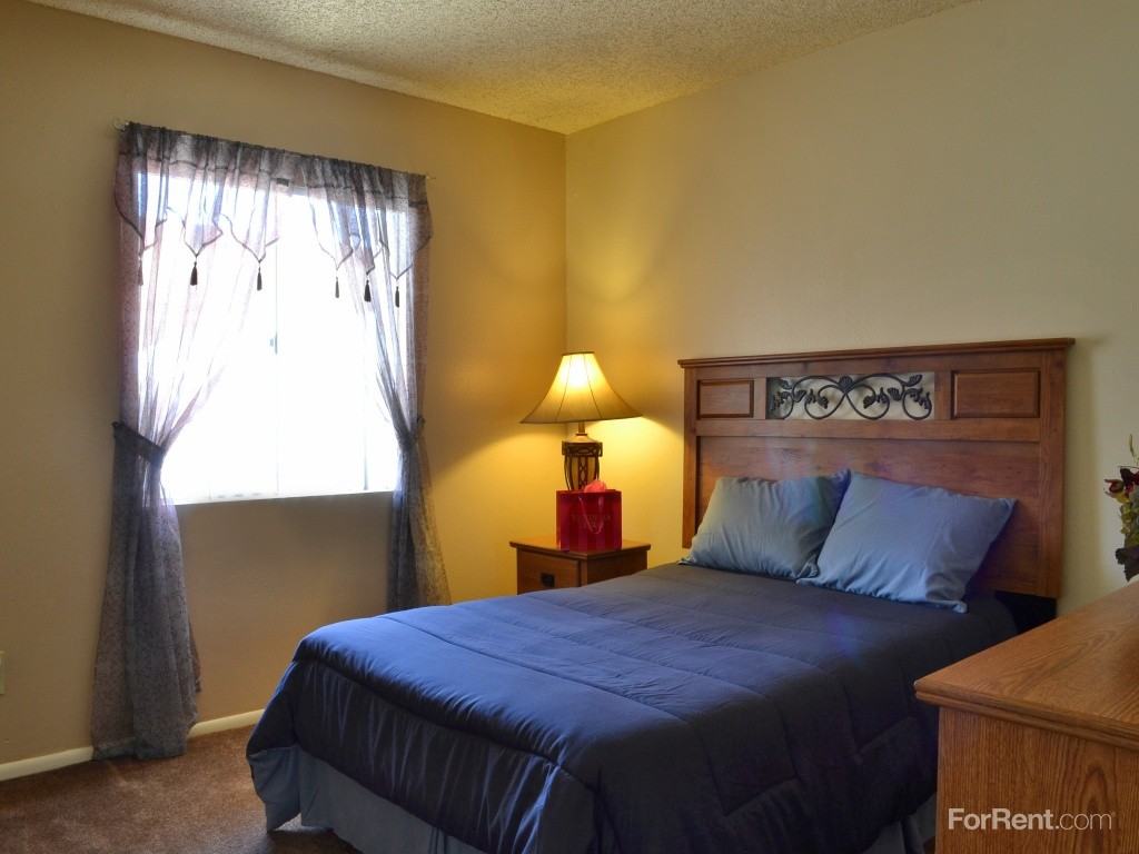 Aspen Court - Photo 2 of 16