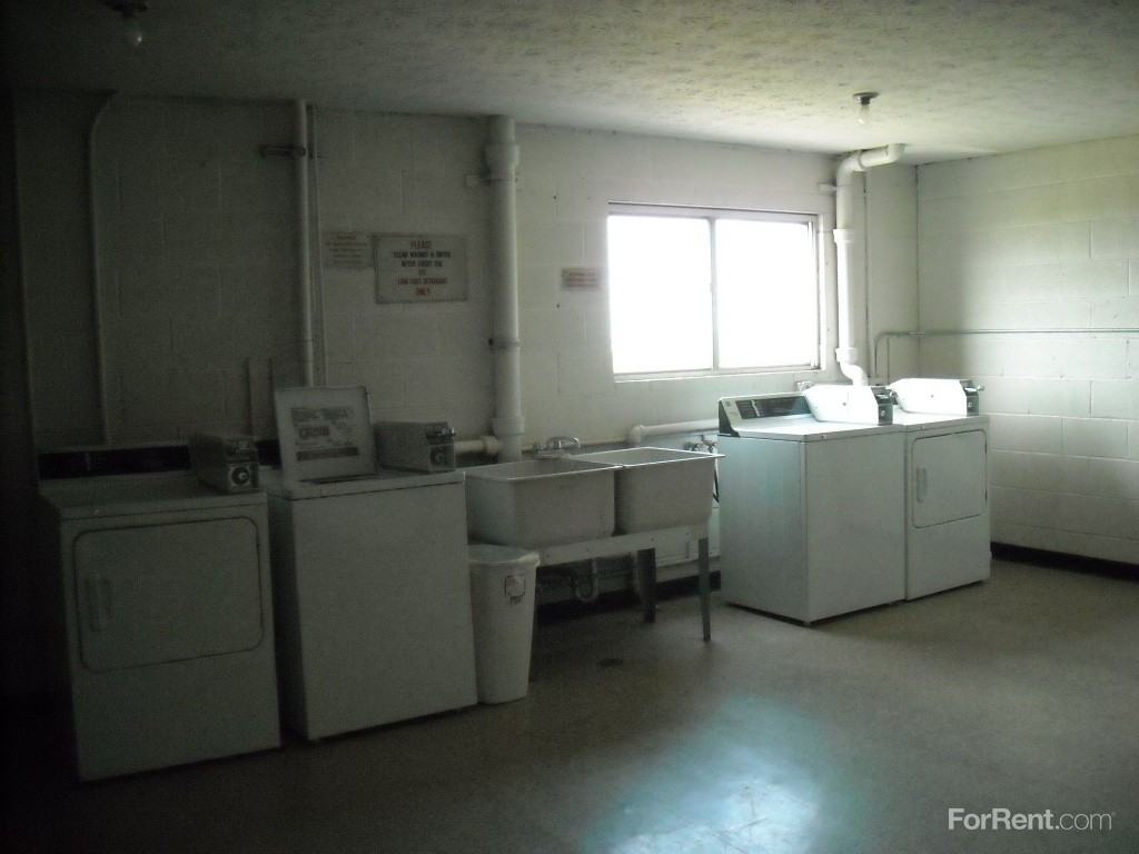 Bishop Park - Photo 2 of 35