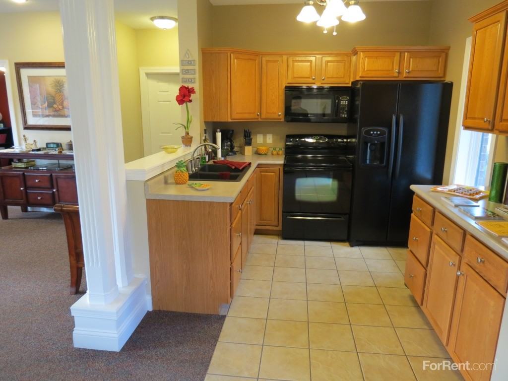 St. Andrews of Des Moines Apartments - Photo 2 of 32