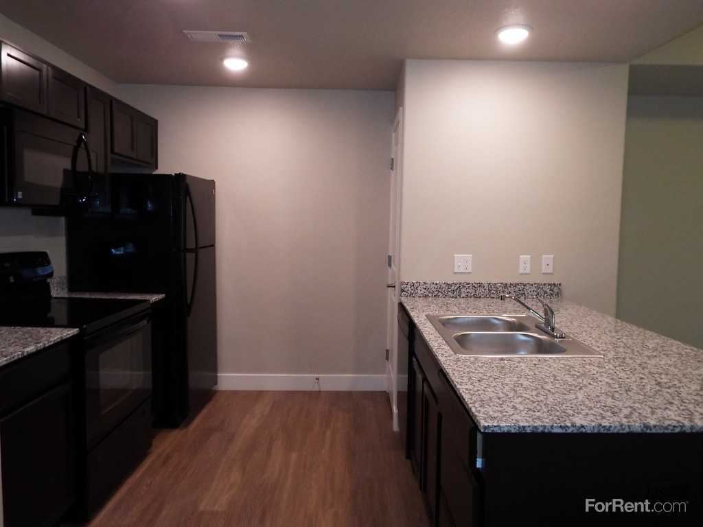 Legacy Cottages of Layton - Photo 2 of 18