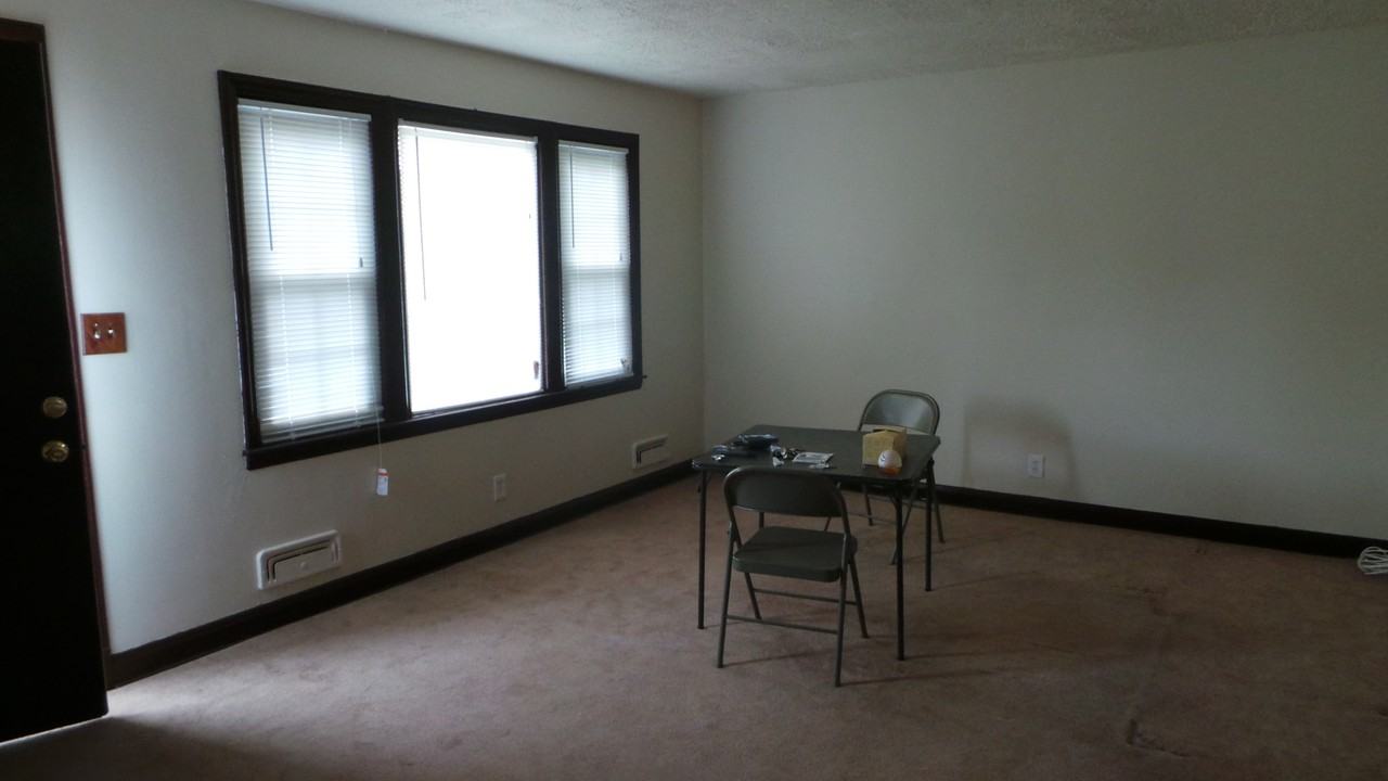 1622 Winford Road - Photo 3 of 19