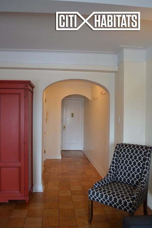 Christopher St #1B - Photo 3 of 5