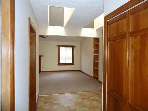 106 Old Bellows Ct - Photo 2 of 12