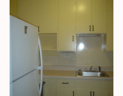 446 S Shade Ave - Photo 2 of 6