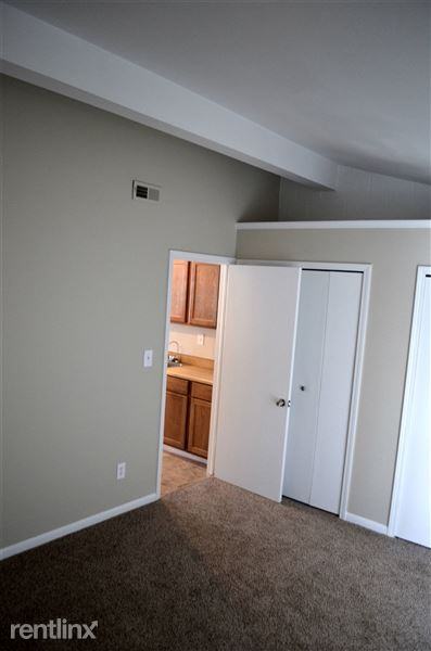 9235 Brookside Dr - Photo 3 of 7