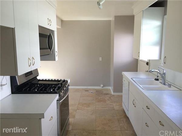 1260 Rexford Ave - Photo 3 of 3