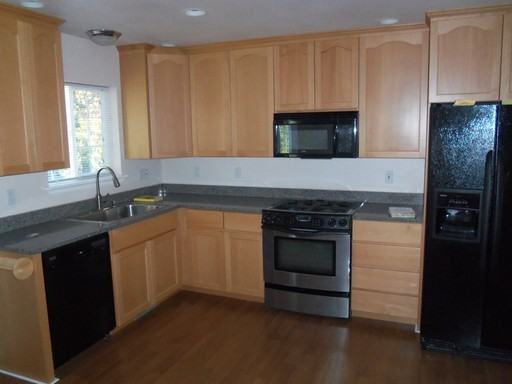 212 NW Ruby Ln - Photo 2 of 12