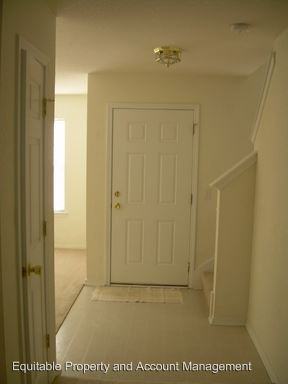 168 University Pkwy - Photo 3 of 8