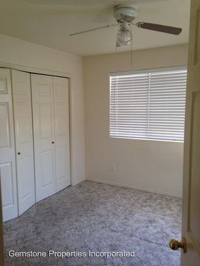 216 W 625 N - Photo 2 of 9