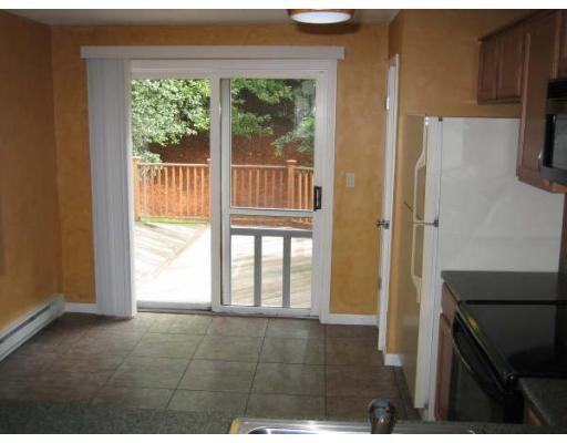 48 Lawn St - Photo 2 of 8