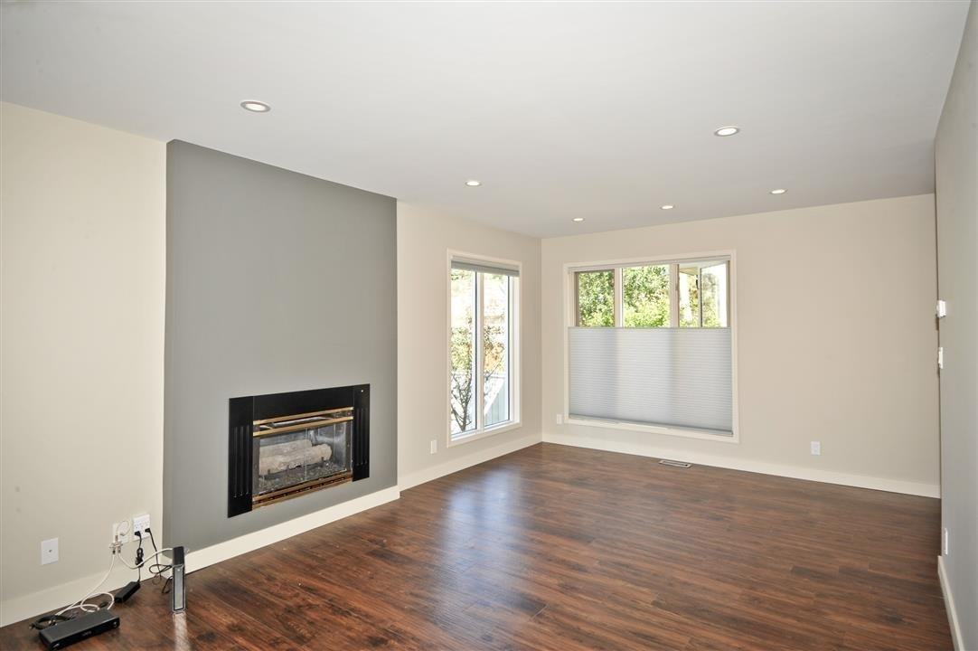 528 7 Ave NW #528 - Photo 3 of 60