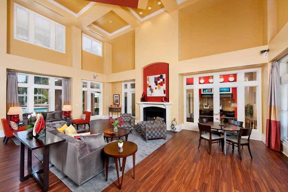 Bexley Commons at Rosedale - Photo 3 of 6