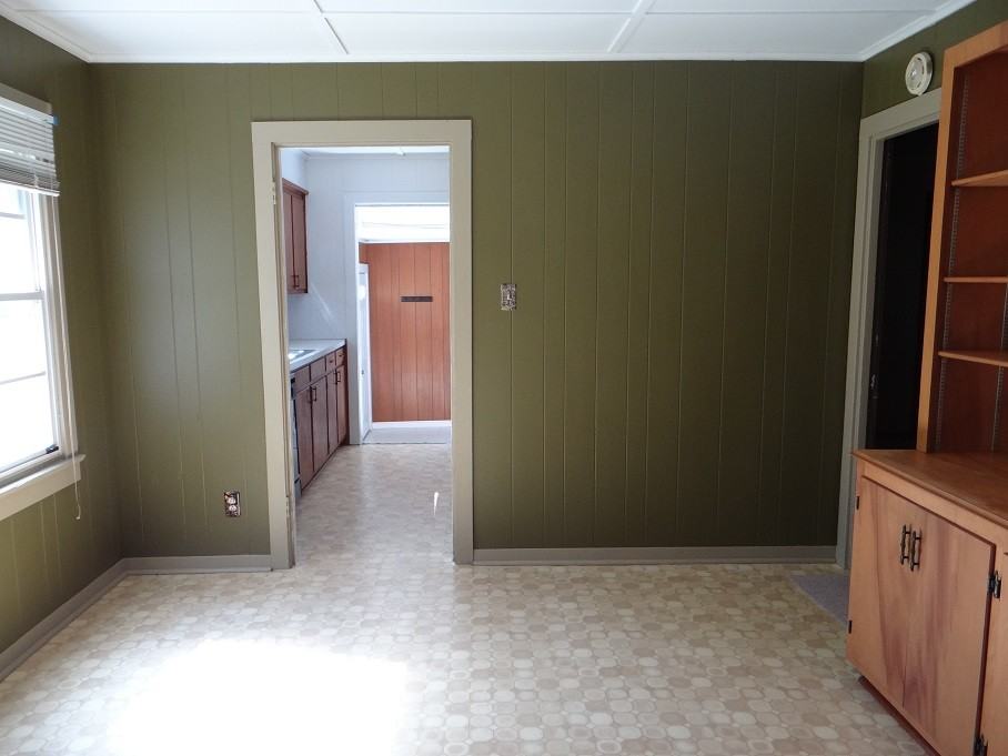 13532 Craigen Rd - Photo 3 of 14