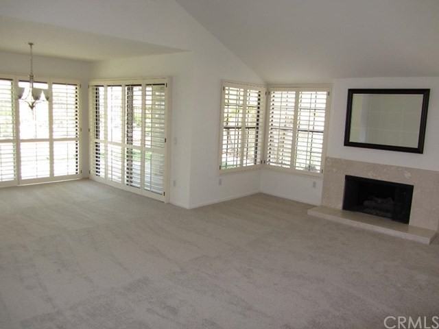 24181 Cherry Hills Pl - Photo 3 of 12