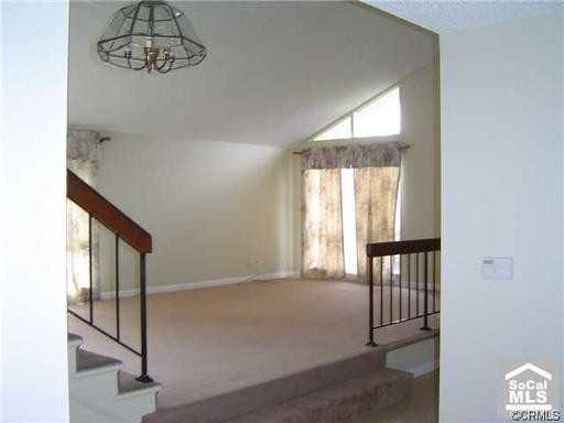 14602 Kimberly Cir - Photo 3 of 12