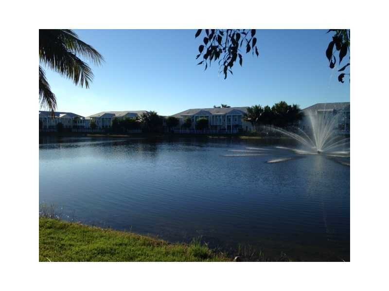 10770 NW 76th Ln - Photo 2 of 5