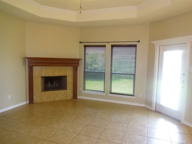 6853 Guinevere St - Photo 2 of 19