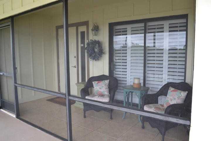 201 SW 1st Street 8 - Photo 2 of 5
