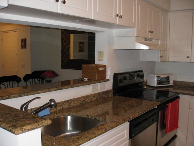 1408 Tuscany Way 1408 - Photo 3 of 5
