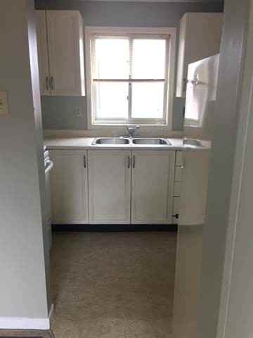 41 Ferguson Dr - Photo 2 of 8