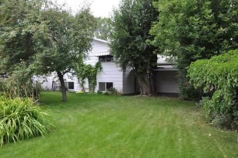 10119 94 Ave - Photo 3 of 8