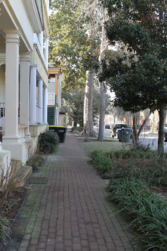 111 West Park Avenue - Photo 2 of 8