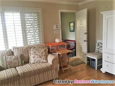 9408 Fullerdale Ave - Photo 3 of 19