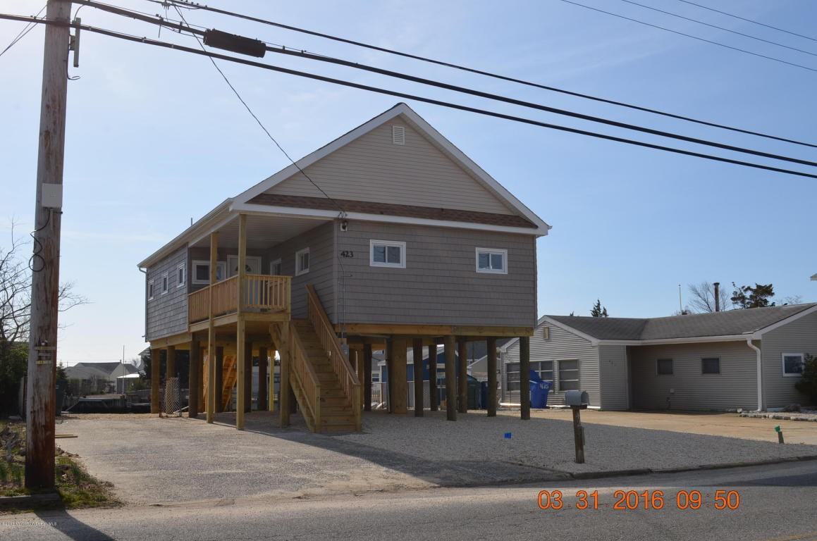 423 Twin Lakes Blvd - Photo 2 of 18