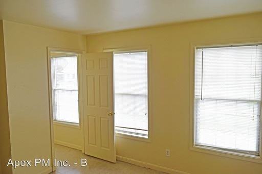 1115 Canopy Ct - Photo 3 of 6