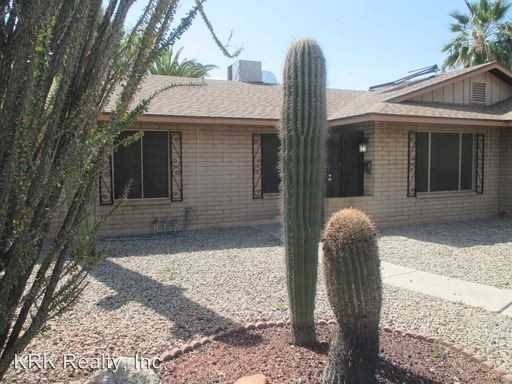 3224 S Kenwood Ln - Photo 2 of 24