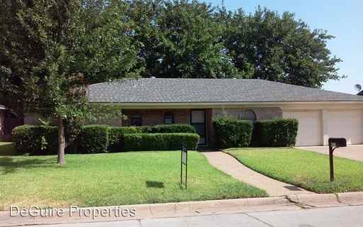 825 Springdale Rd - Photo 2 of 16