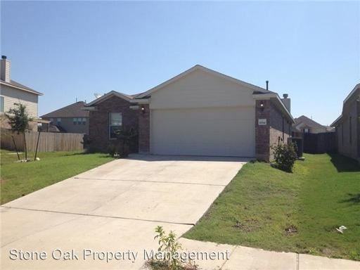 18541 Blue Pond Dr - Photo 2 of 16