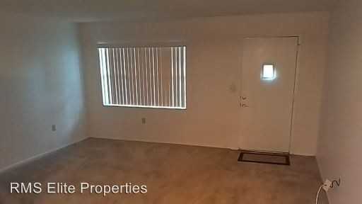 706 Green Valley Rd #E4 - Photo 2 of 10