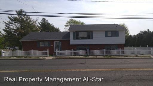 276 Summerhill Rd - Photo 2 of 16