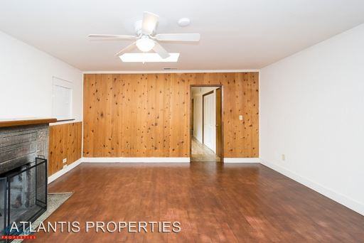 1087 Morris Ct - Photo 3 of 22