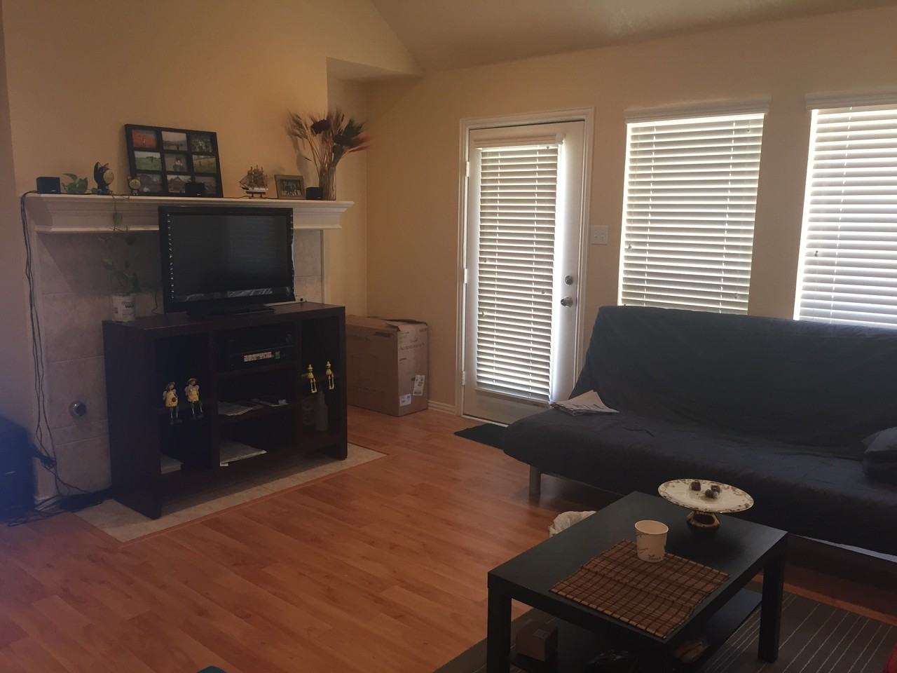 9200 Blue Water Dr - Photo 2 of 22