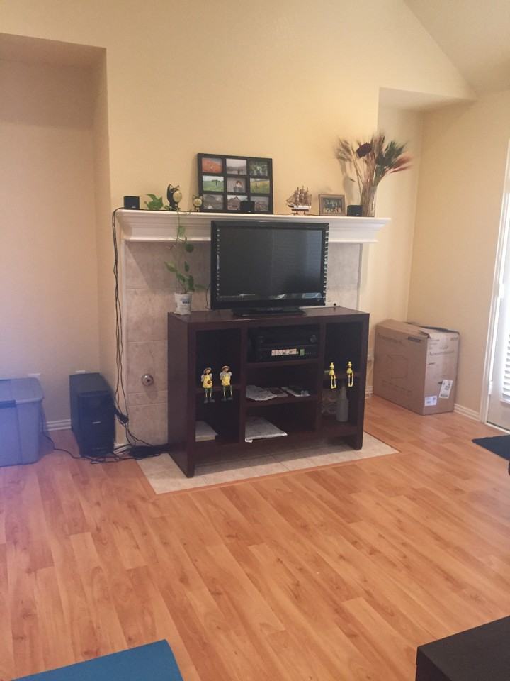 9200 Blue Water Dr - Photo 3 of 22